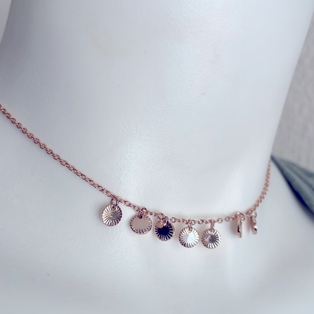Choker rosegold tone